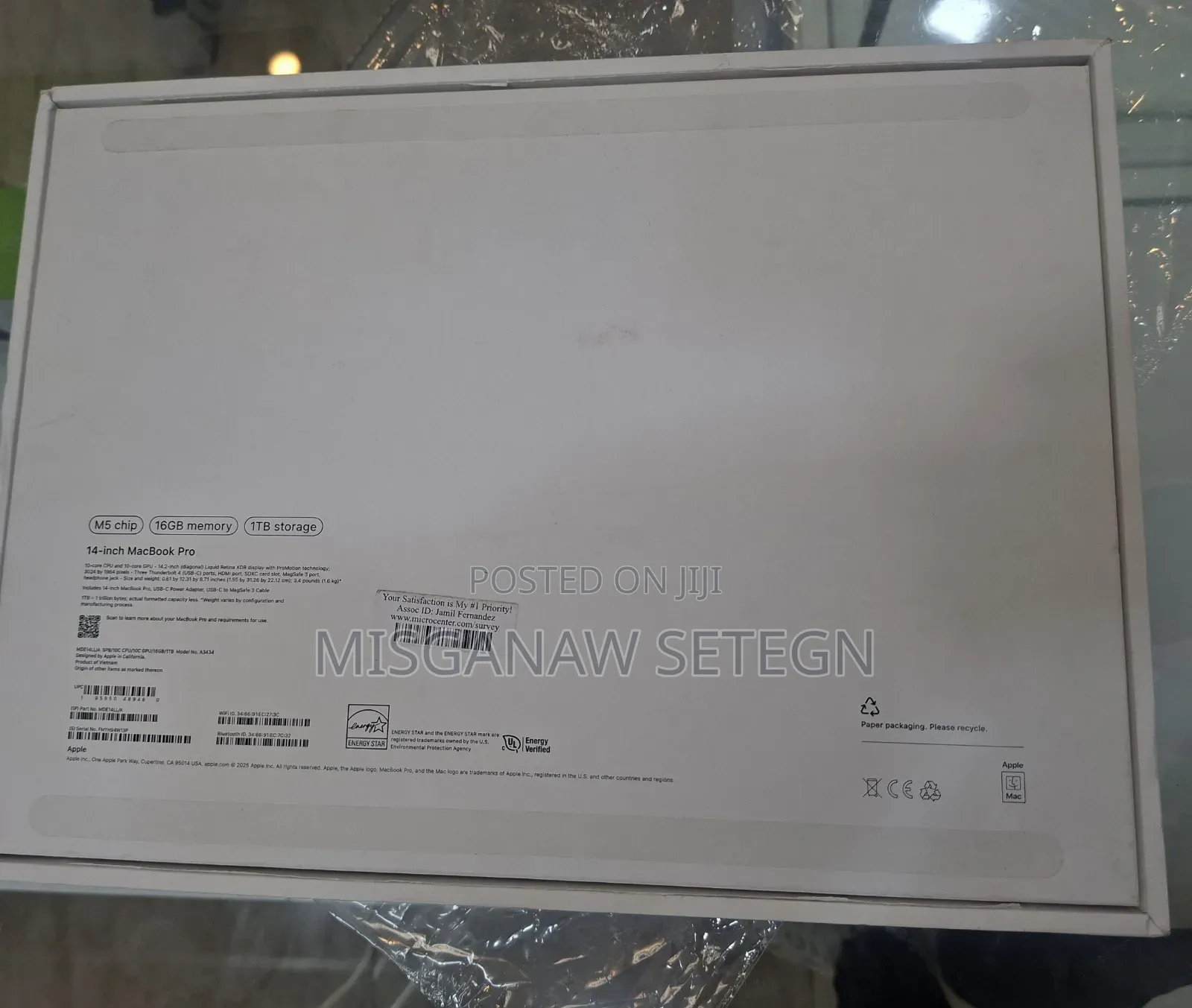 New Laptop Apple Macbook Pro 2025 M5 14-Inch 16GB Apple M5 SSD 1T