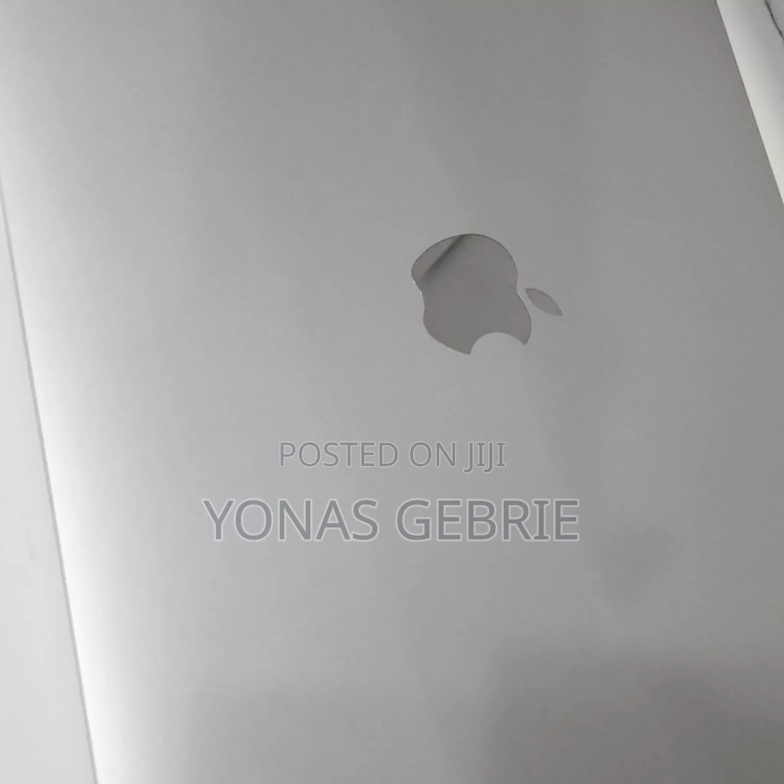 New Laptop Apple MacBook Air 2020 M1 8GB Apple M1 SSD 256GB