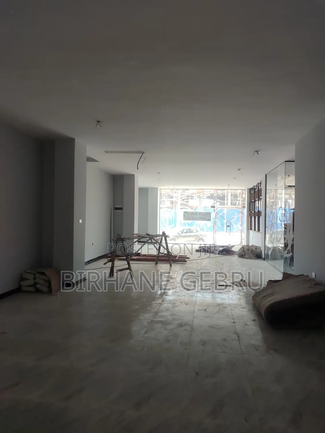 Shop Rent for Resturant Eletronics Foam and Other