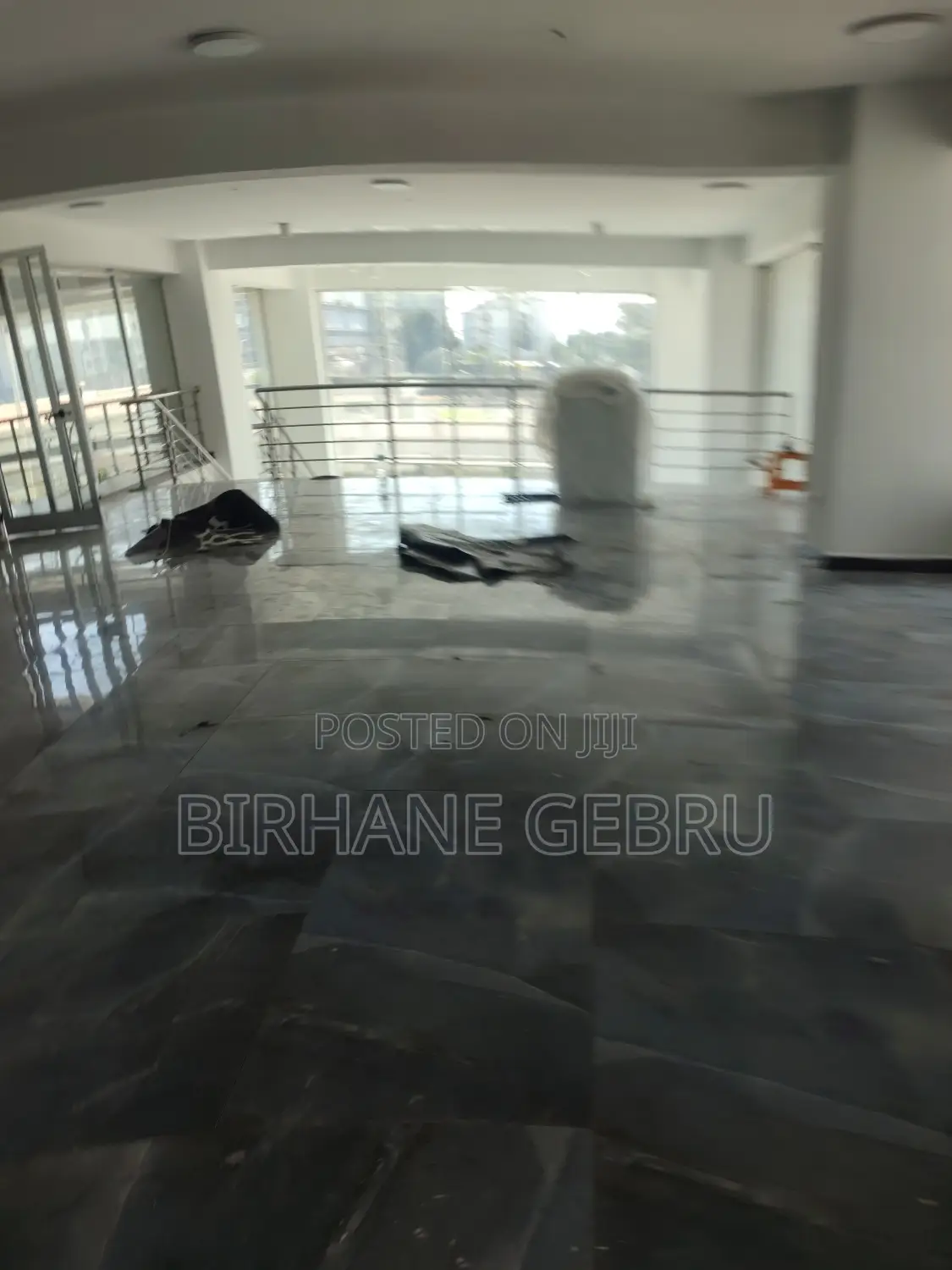 Space Rent for Bakery Cafe Ferniture Eletronics Show Room Other