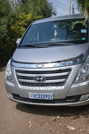 Hyundai Grand Starex for Rent
