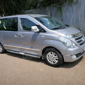 Hyundai Grand Starex for Rent