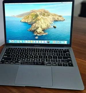 New Laptop Apple MacBook Air 2019 8GB Intel Core I5 SSD 128GB