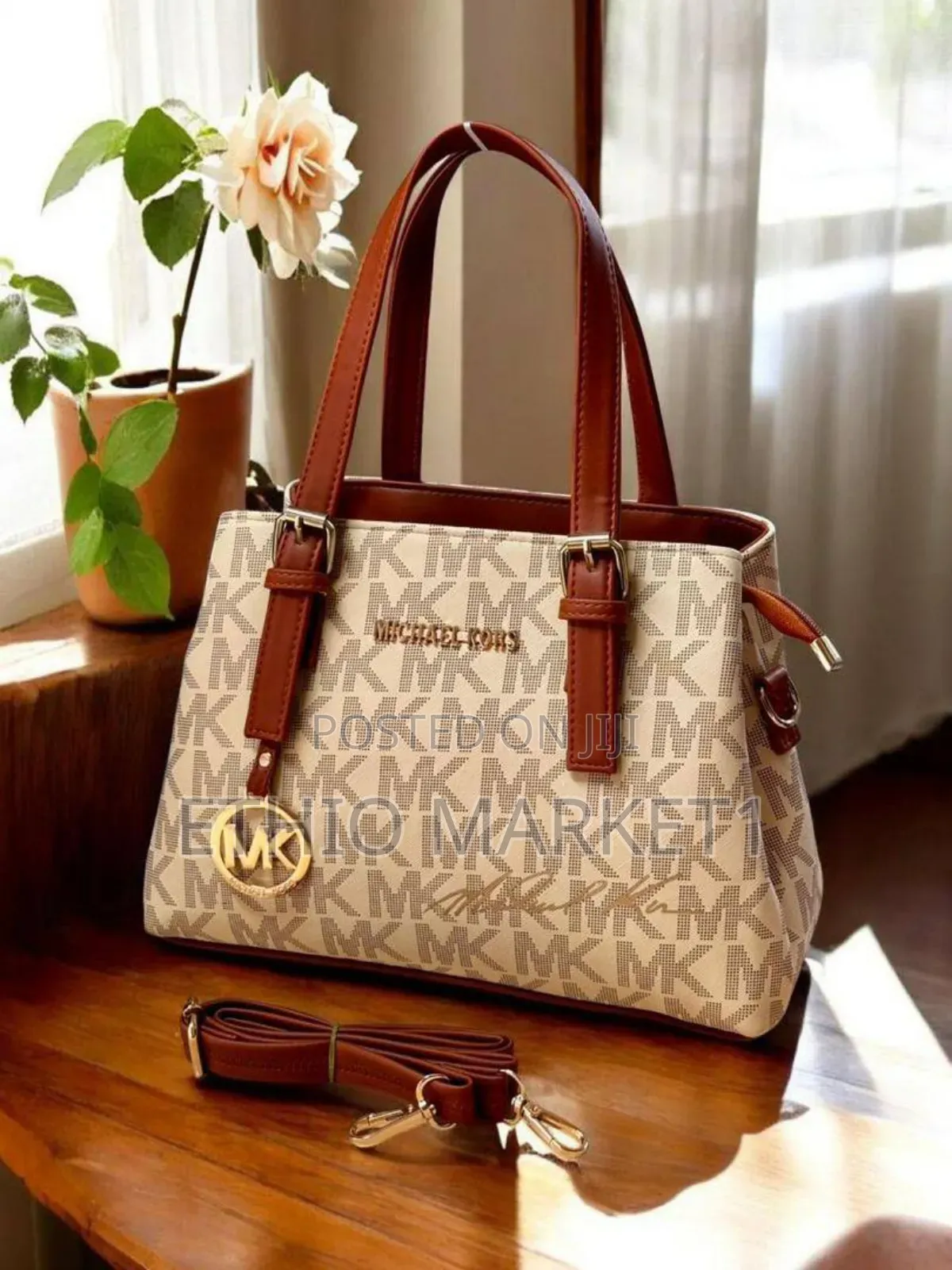 Michael Kors Ladies Hand Bag New Arrival