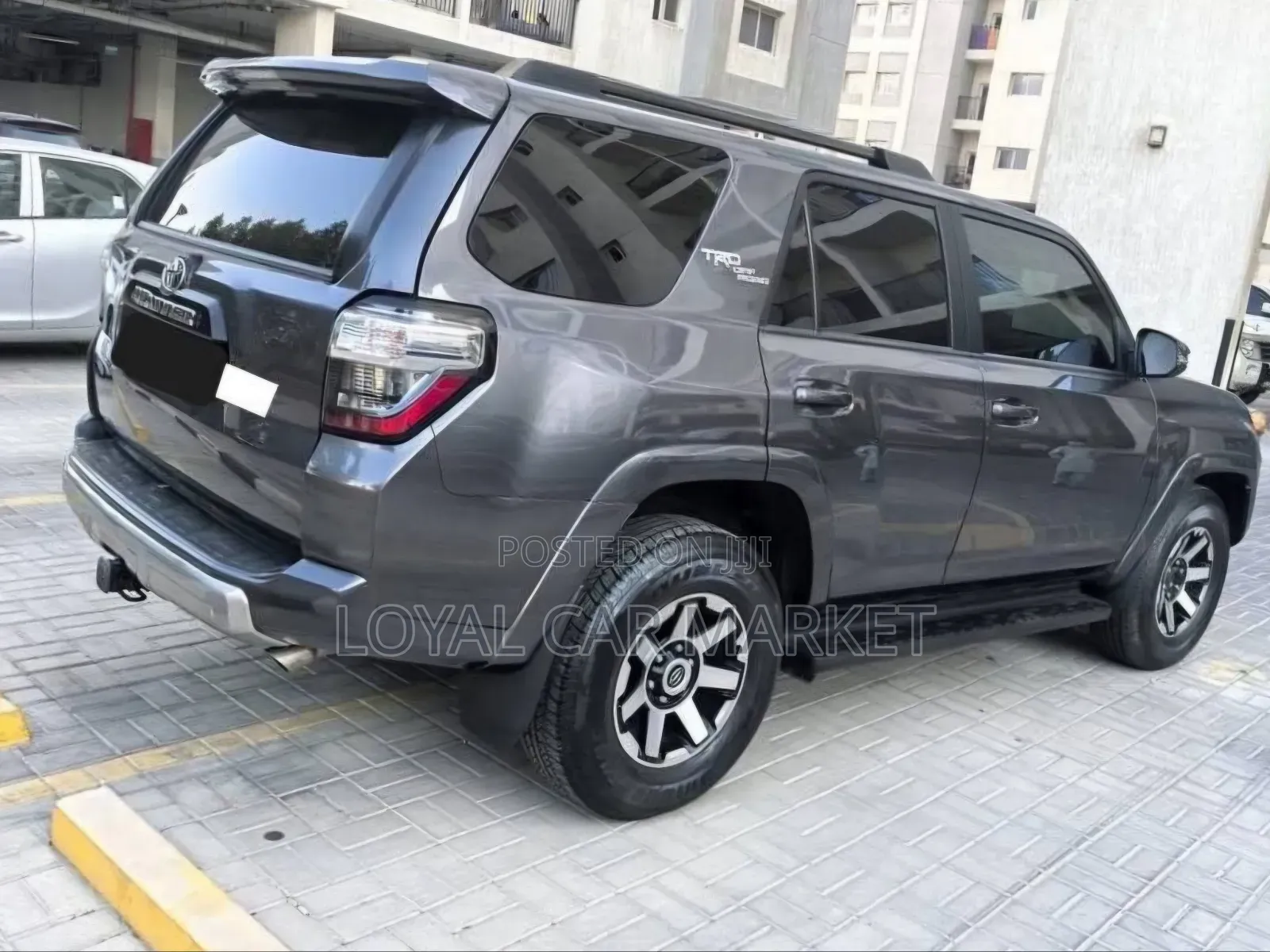 Toyota 4-Runner 2024 Gray