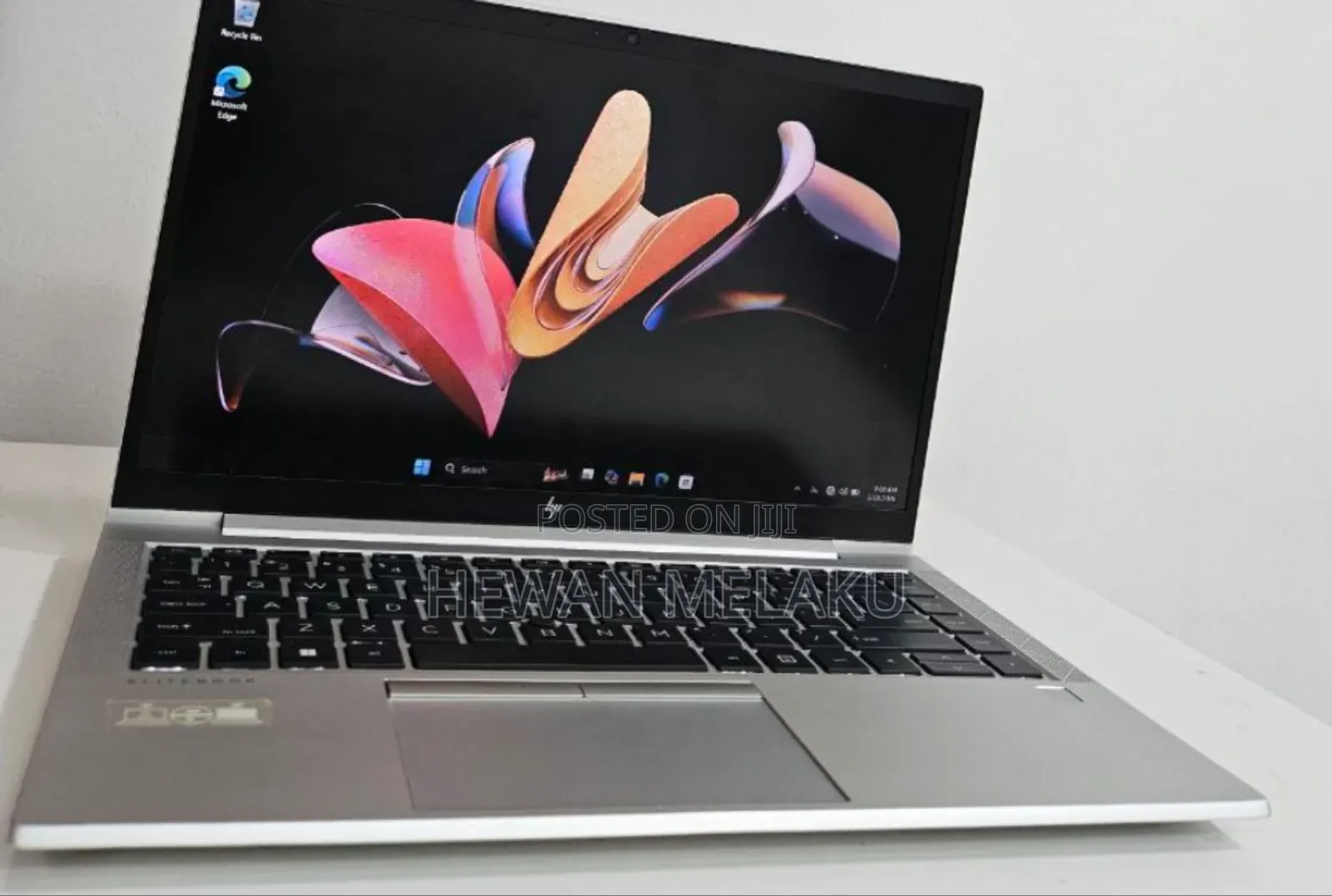New Laptop HP EliteBook 845 G8 16GB AMD Ryzen 5 SSD 512GB