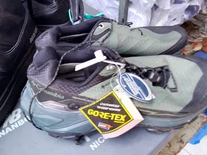Columbia Gore-Tex Water Proof Shoes