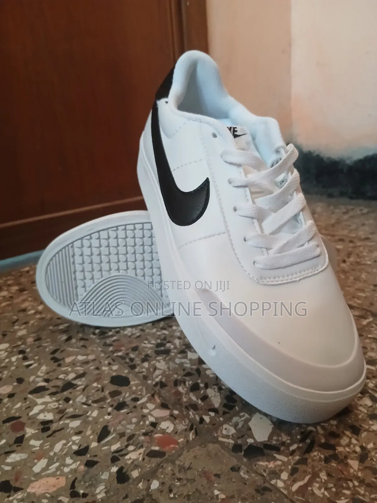 Nike Court Shot // Free Delivery