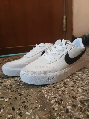 Nike Court Shot // Free Delivery