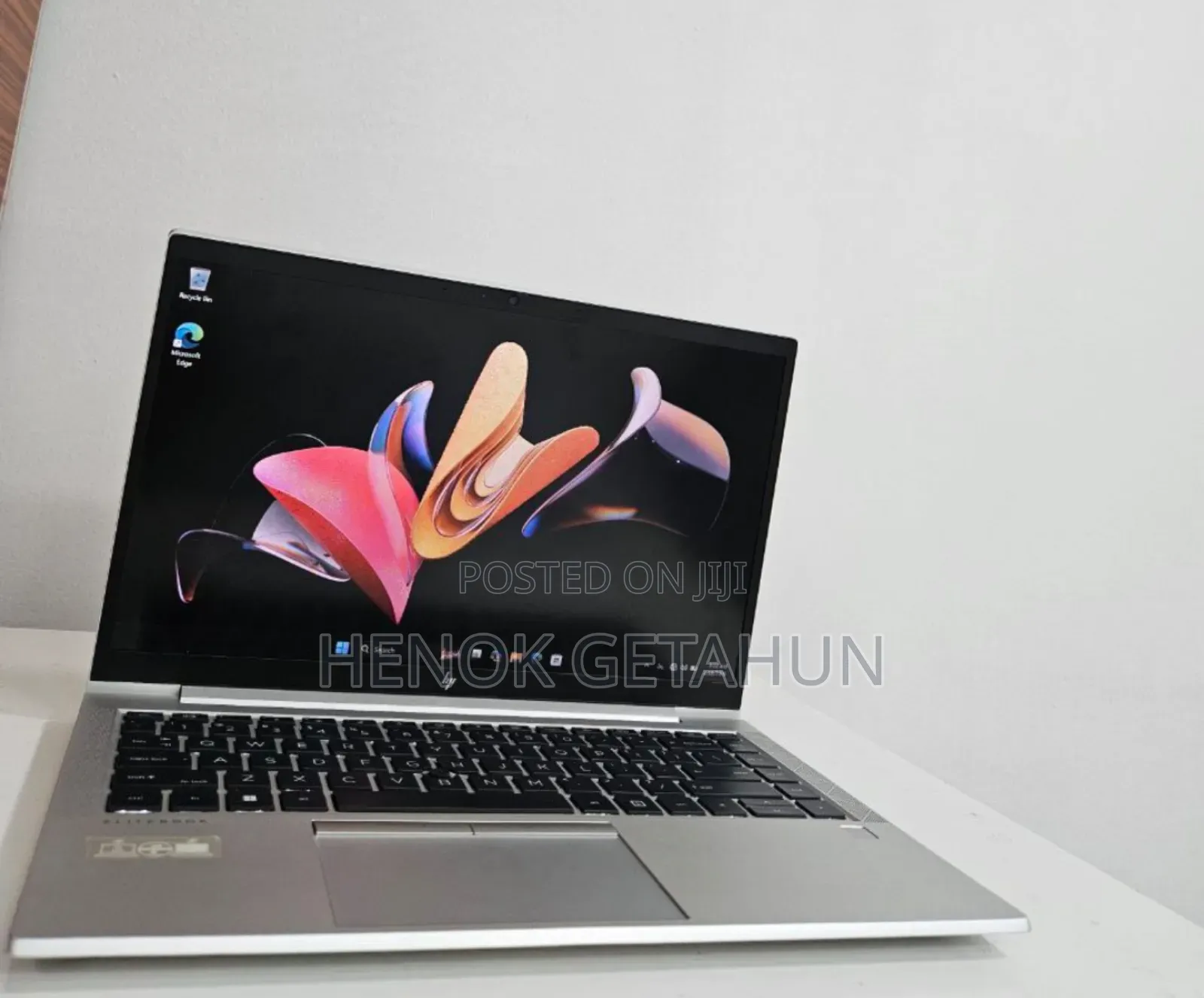 New Laptop HP EliteBook 845 G8 16GB AMD Ryzen 5 SSD 512GB