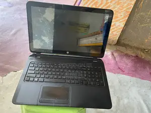 Laptop HP 14-Dq1088wm 4GB Intel Core I5 HDD 256GB