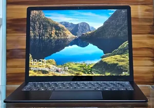 New Laptop Microsoft Surface 16GB Intel Core I7 SSD 256GB