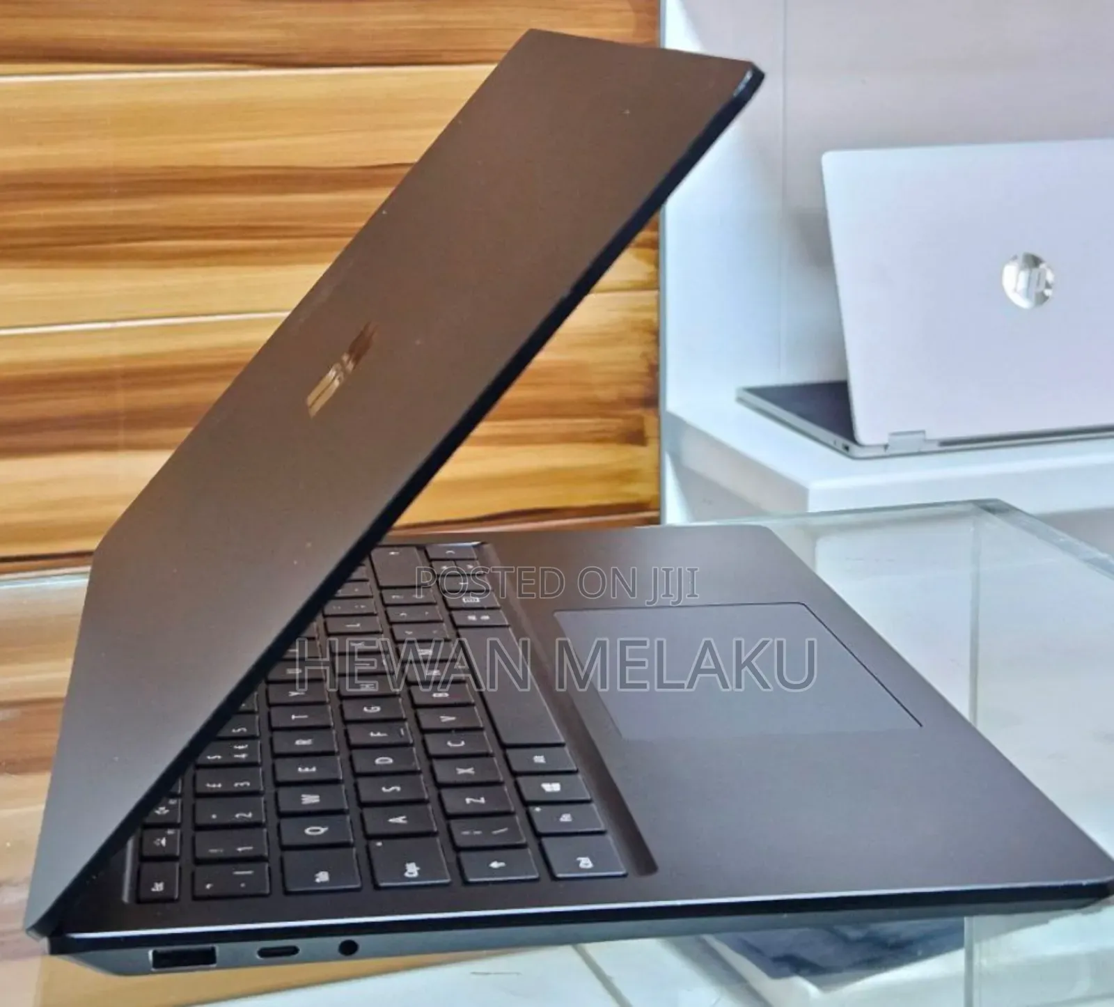 New Laptop Microsoft Surface 16GB Intel Core I7 SSD 256GB