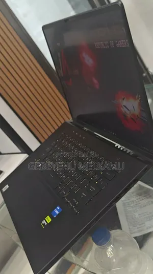 New Laptop Asus 16GB Intel Core I7 SSD 512GB