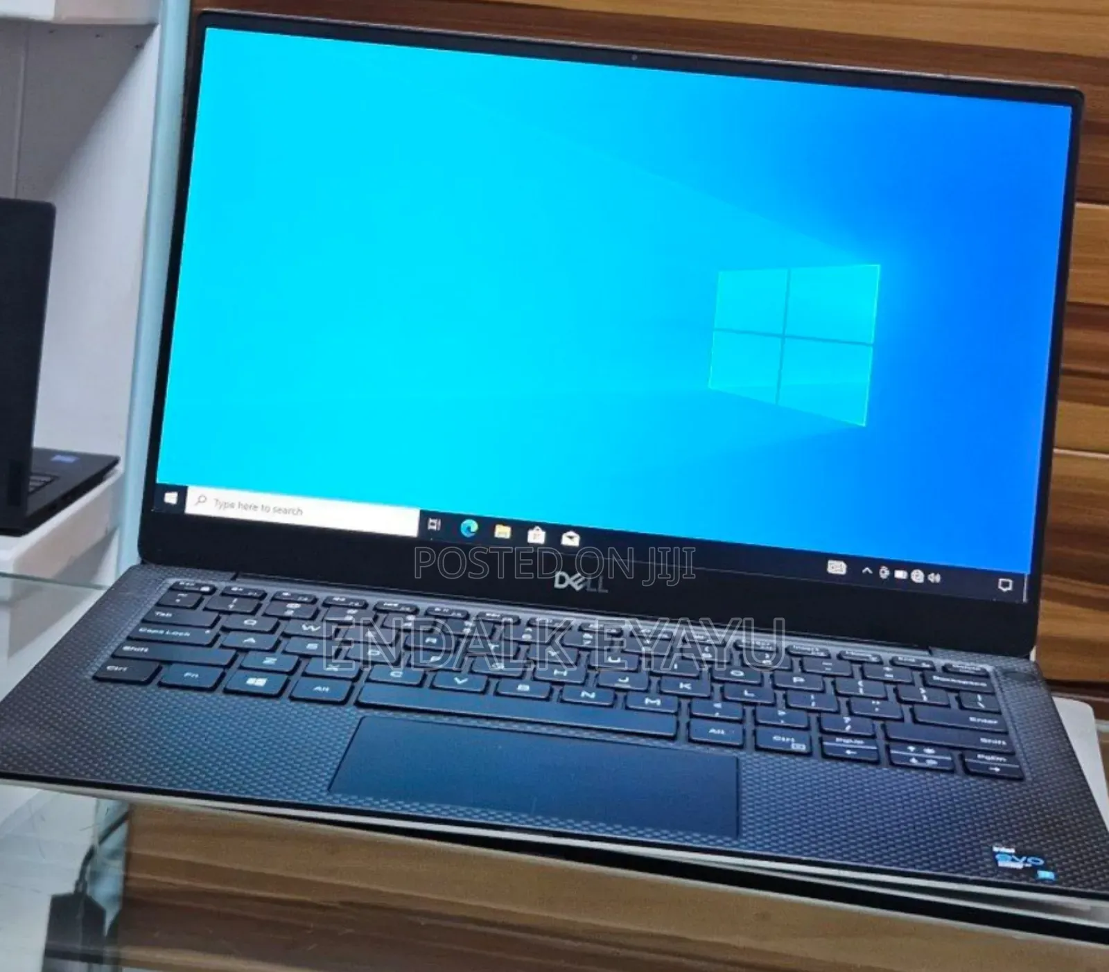 New Laptop Dell XPS 13 16GB Intel Core I7 SSD 512GB