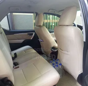 Toyota Fortuner 2.8 D RWD 2018 Black