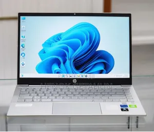 New Laptop HP Envy X360 16GB Intel Core I7 SSD 256GB