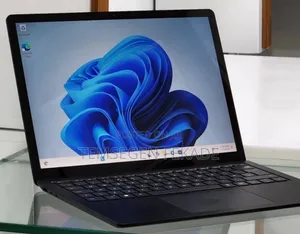 New Laptop Microsoft Surface Laptop 4 16GB Intel Core I7 SSD 512GB