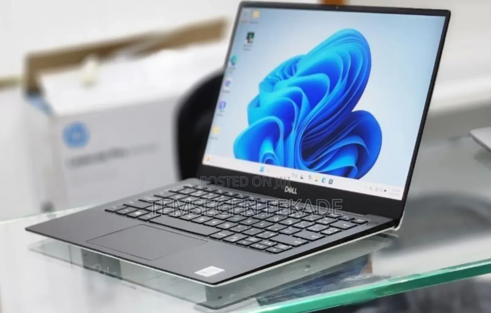 New Laptop Dell XPS 13 8GB Intel Core I7 SSD 512GB