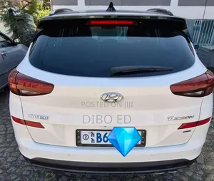 Hyundai Tucson Limited FWD 2020 White