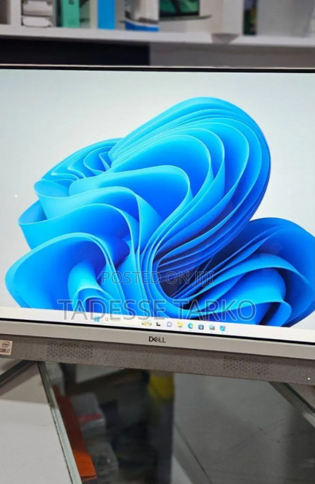 New Dell Inspiron 27 All-in-One 12GB Intel Core I7 SSD 512GB