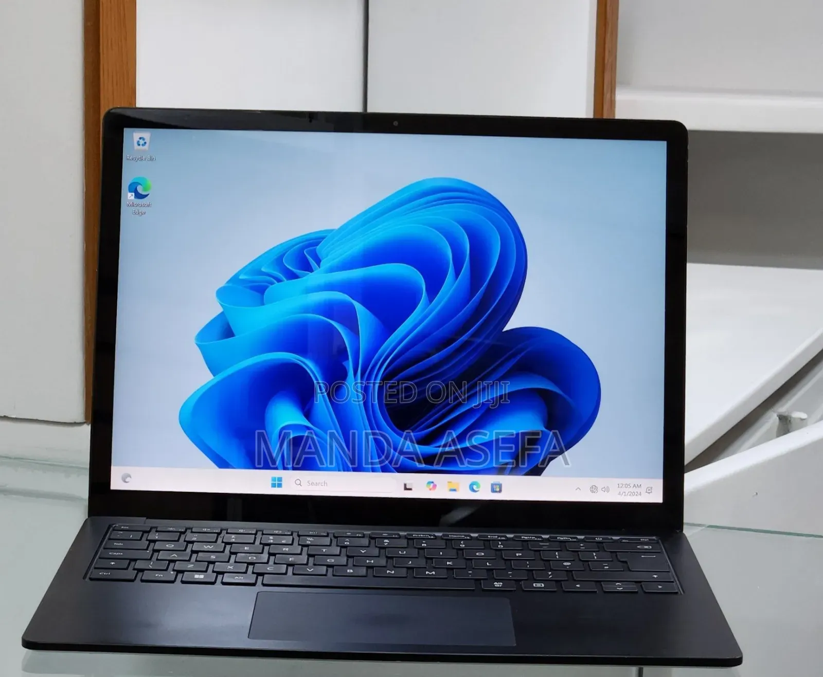 New Laptop Microsoft Surface 16GB Intel Core I7 SSD 512GB