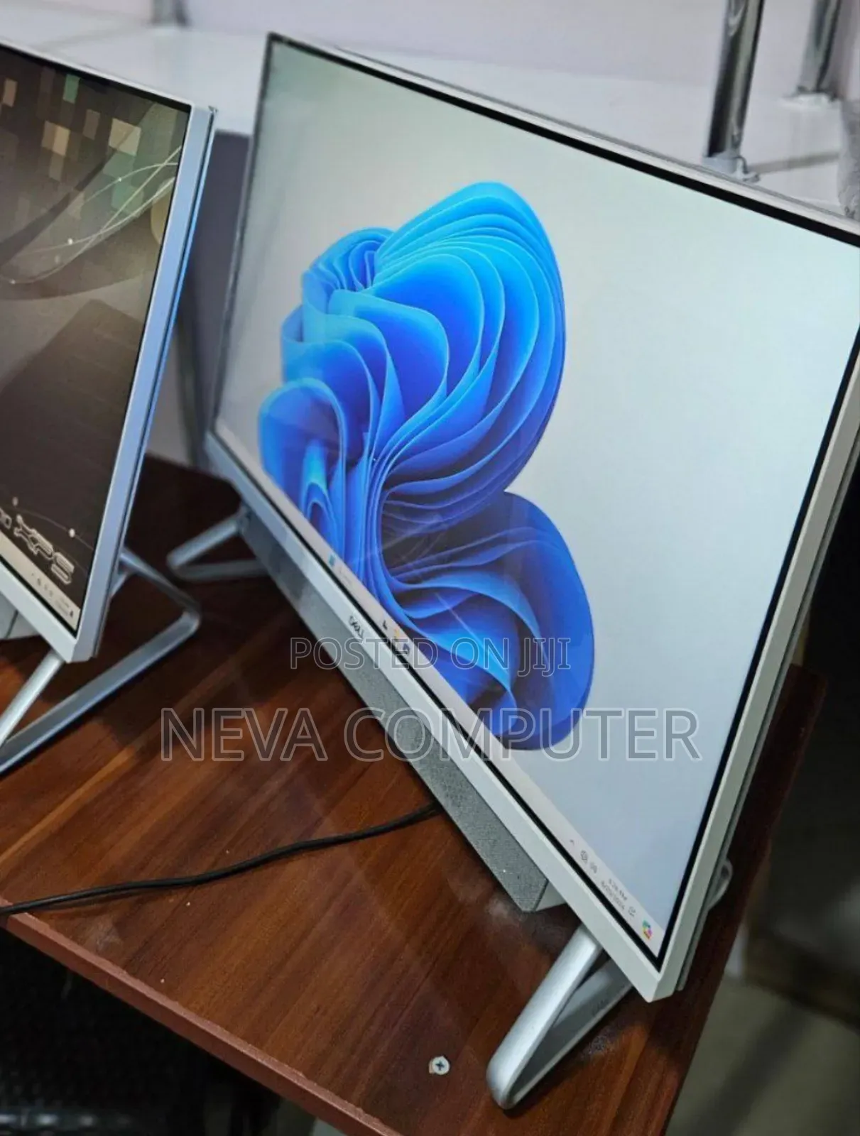 New Dell Inspiron 27 All-in-One 12GB Intel Core I7 SSD 512GB