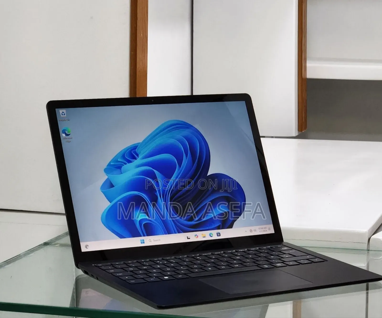 New Laptop Microsoft Surface 16GB Intel Core I7 SSD 512GB