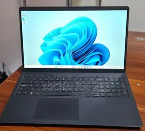 New Laptop Dell Inspiron 15 16GB AMD Ryzen 7 SSD 512GB