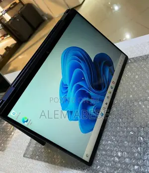 New Laptop HP OmniBook X Flip 14" 16GB Intel Core Ultra 7 SSD 1T