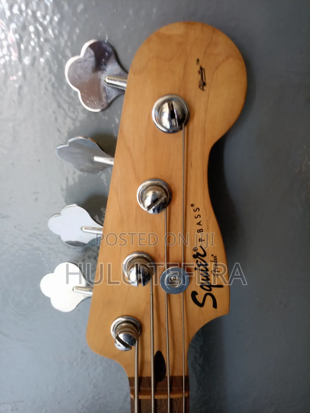 Squier Affinty Bass Guitar 4 String