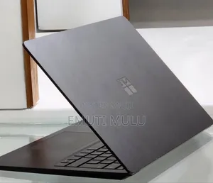 New Laptop Microsoft Surface 16GB Intel Core I7 SSD 512GB