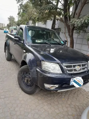 Tata Xenon 2014 Black