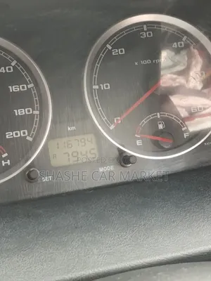 Tata Xenon 2014 Black