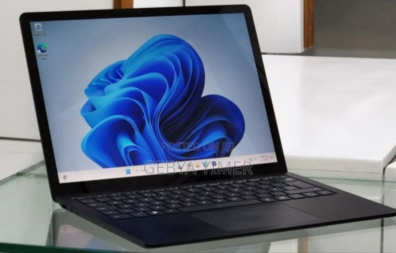 New Laptop Microsoft Surface 16GB Intel Core I7 SSD 512GB