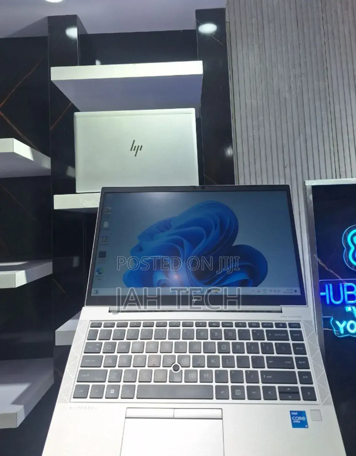 New Laptop HP EliteBook 840 G8 16GB Intel Core I5 SSD 512GB