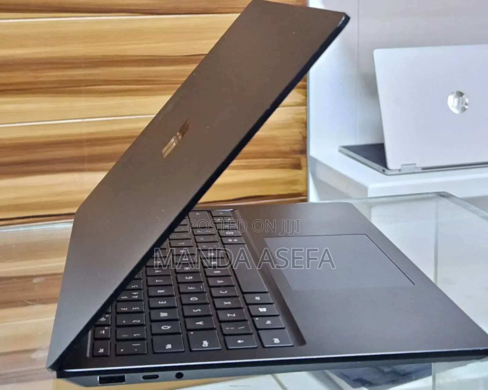 New Laptop Microsoft Surface 16GB Intel Core I7 SSD 256GB