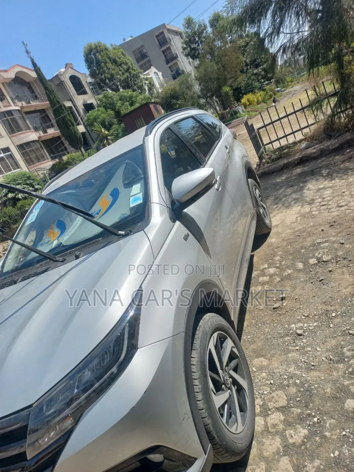 Toyota Rush 2022 Silver