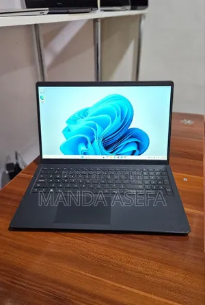 New Laptop Dell Inspiron 15 16GB AMD Ryzen 7 SSD 512GB