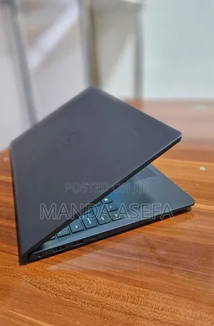 New Laptop Dell Inspiron 15 16GB AMD Ryzen 7 SSD 512GB