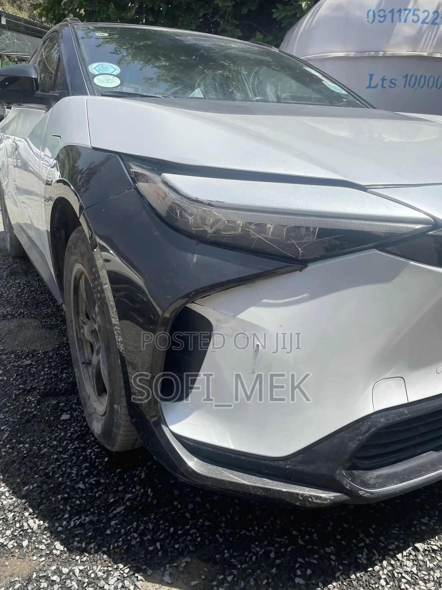 Toyota bZ4X 71.4 kWh AWD 2022 White