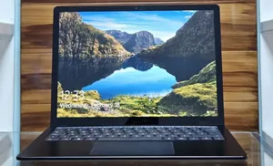 New Laptop Microsoft Surface 16GB Intel Core I7 SSD 256GB