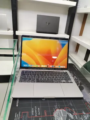 New Laptop Apple MacBook Pro M1 8GB Apple M1 Pro SSD 256GB