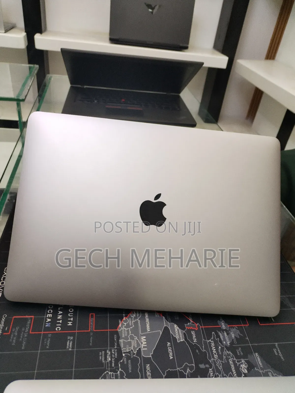 New Laptop Apple MacBook Pro M1 8GB Apple M1 Pro SSD 256GB