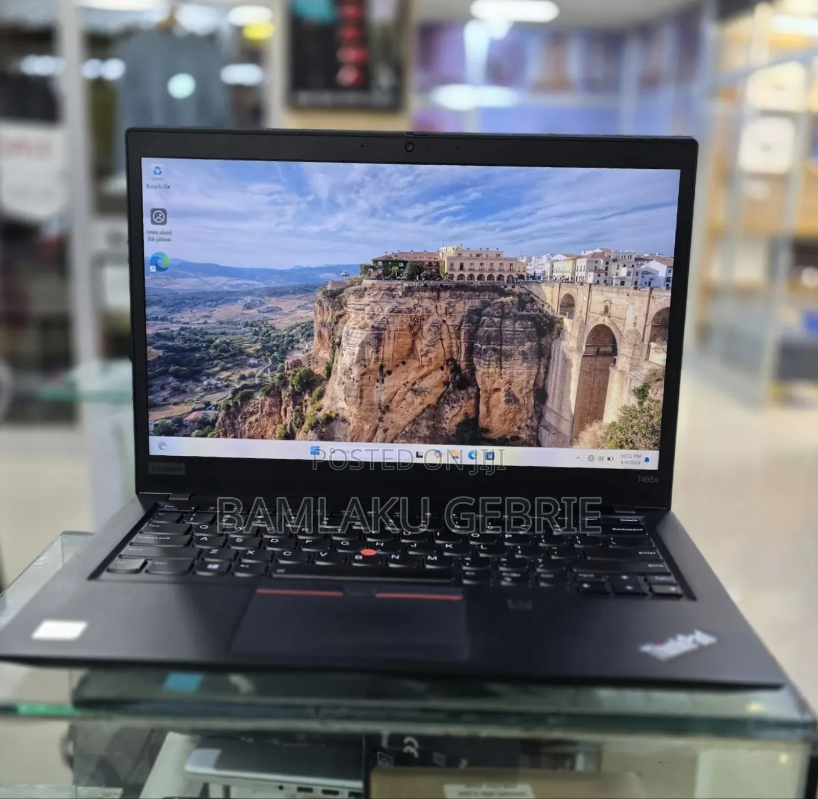 New Laptop Lenovo ThinkPad T495s 16GB AMD Ryzen 7 SSD 512GB