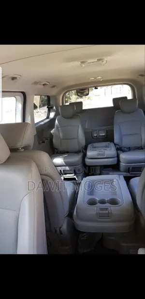 Hyundai Grand Starex for Rent