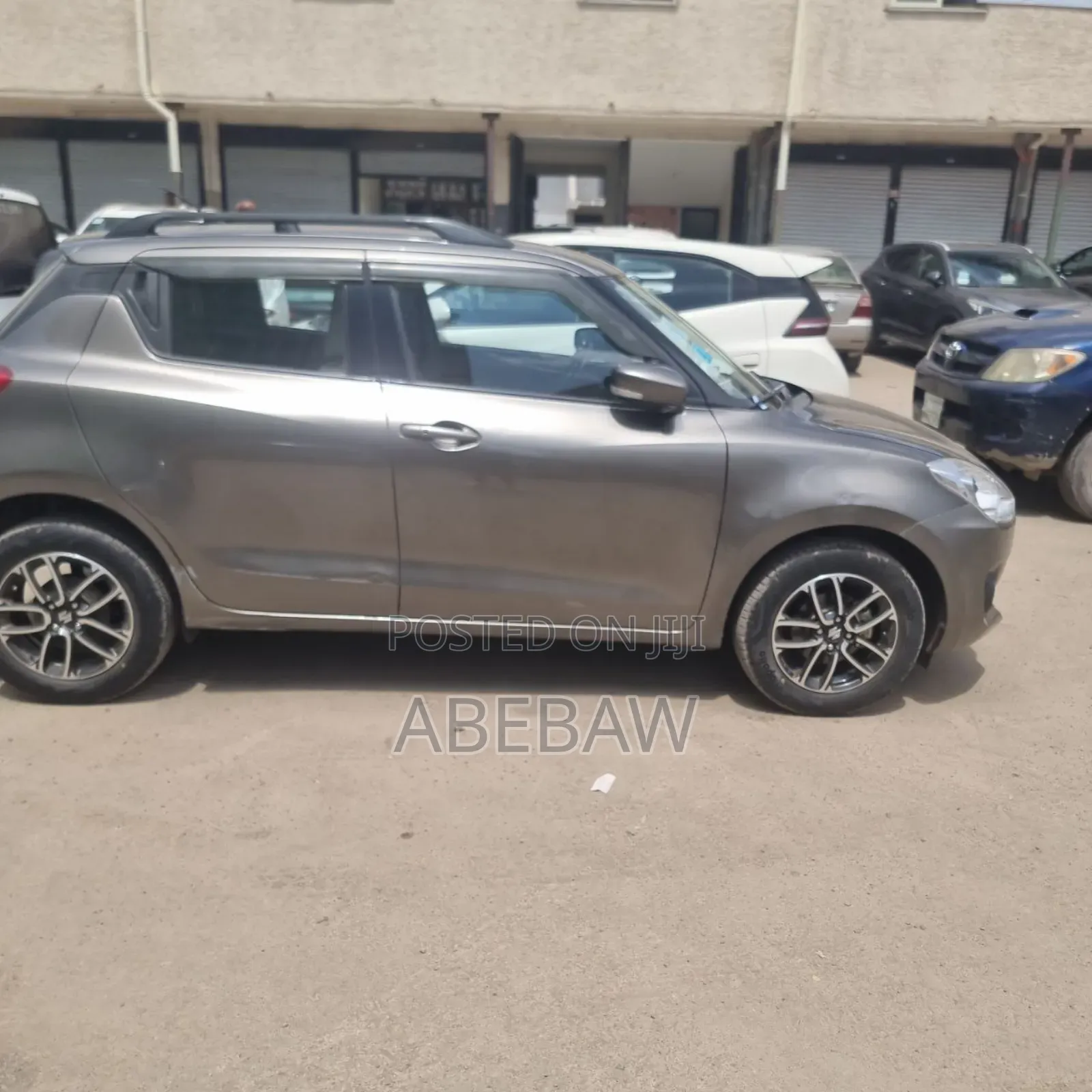 Suzuki Swift 2022 Gray