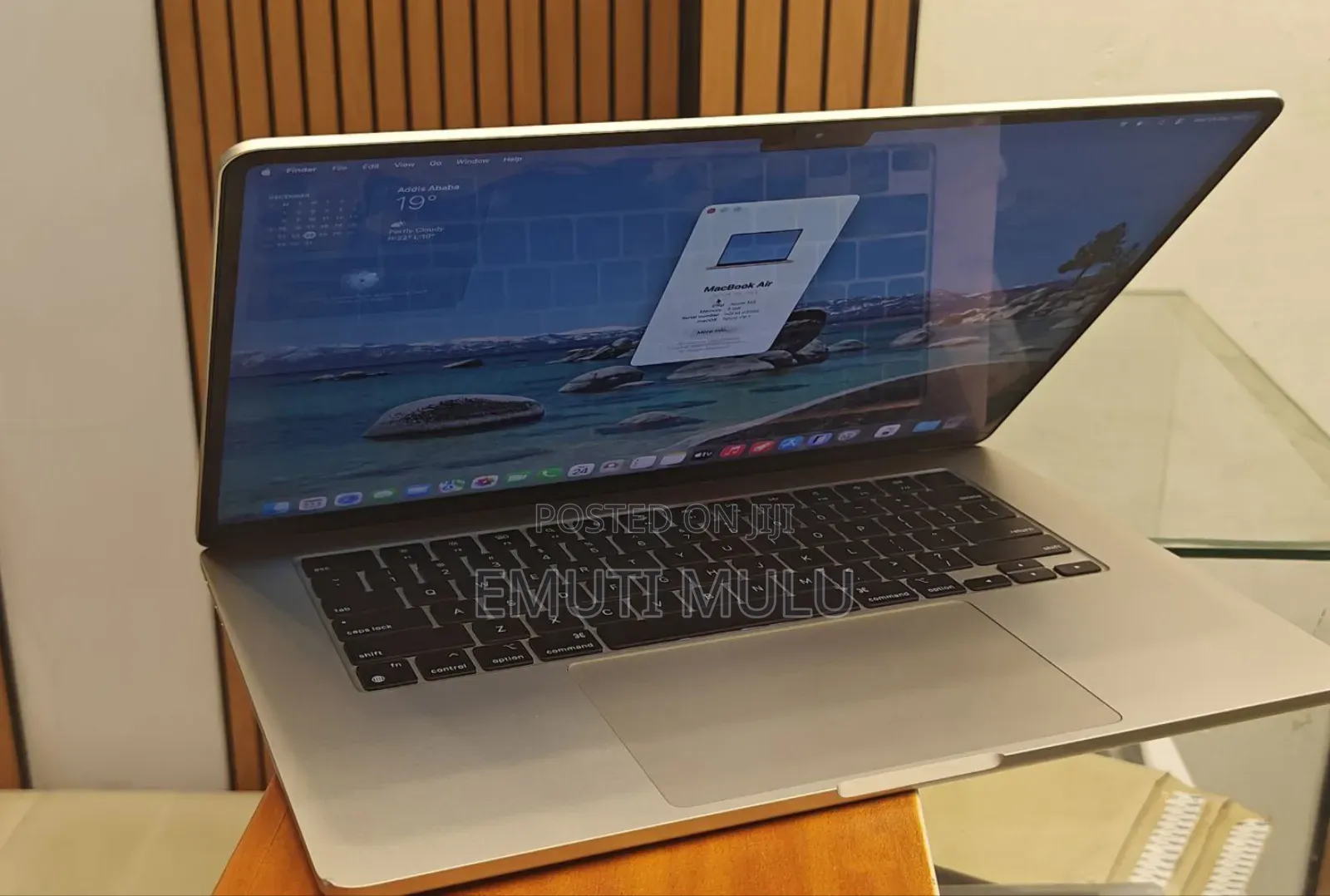 New Laptop Apple MacBook Air 2022 M2 8GB Intel Core I9 SSD 256GB