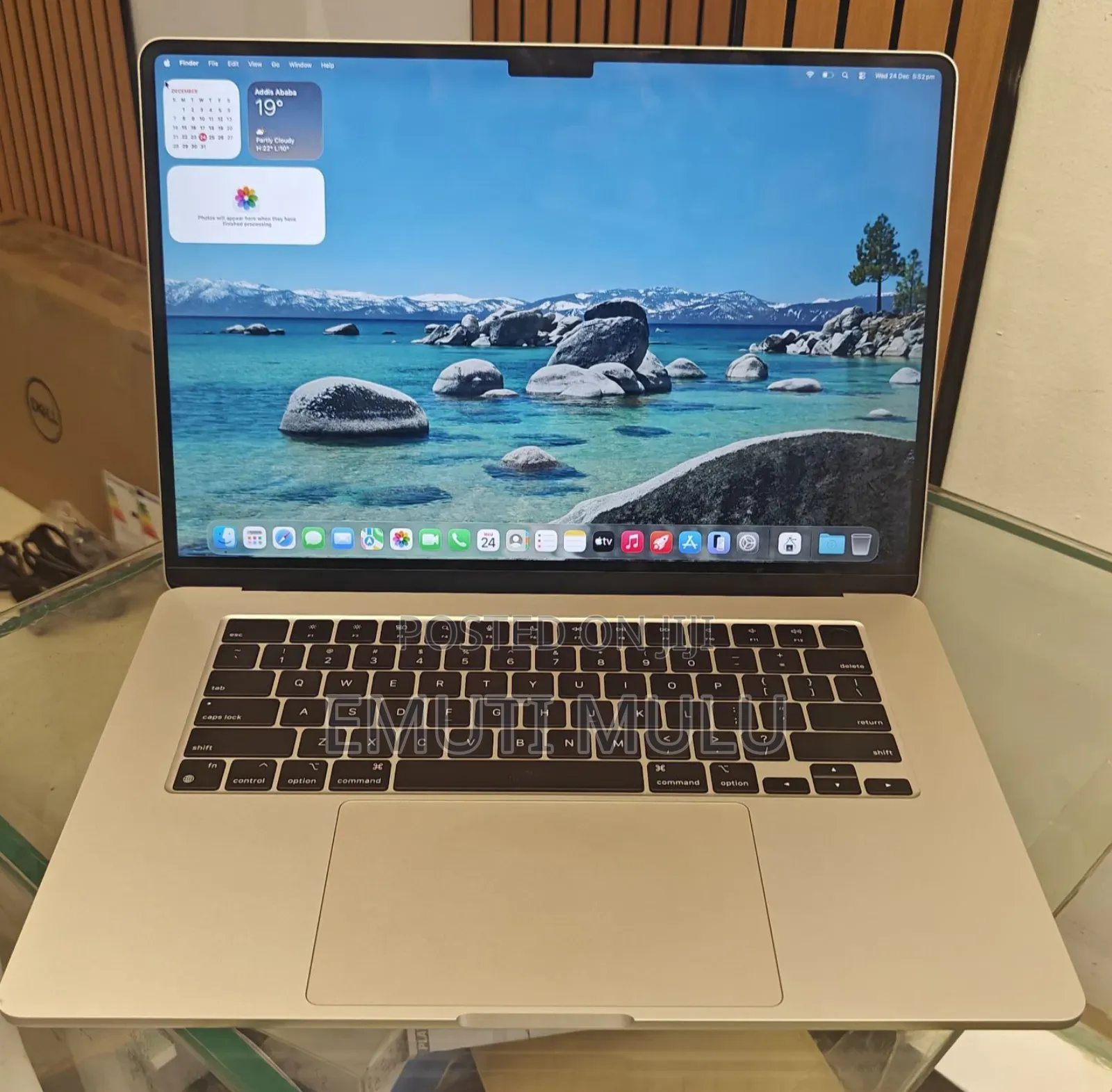 New Laptop Apple MacBook Air 2022 M2 8GB Intel Core I9 SSD 256GB