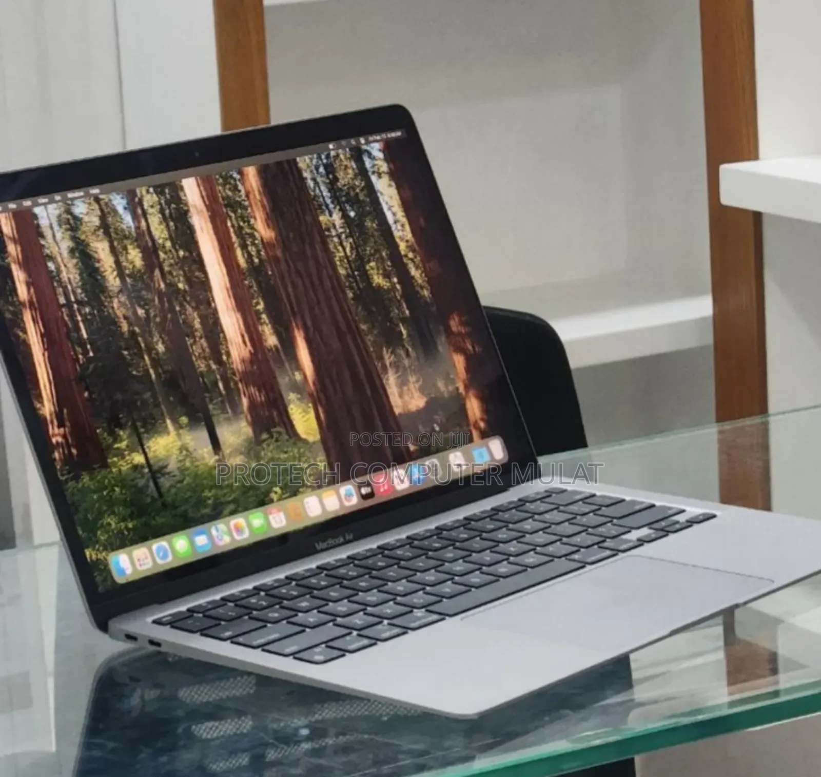 New Laptop Apple MacBook Air 2020 M1 16GB Apple M1 SSD 512GB